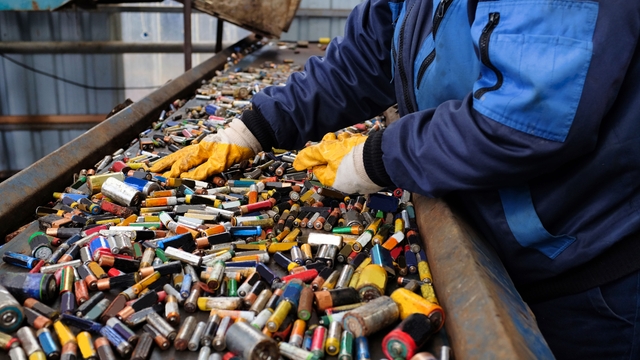 Handmatige batterijrecycling
